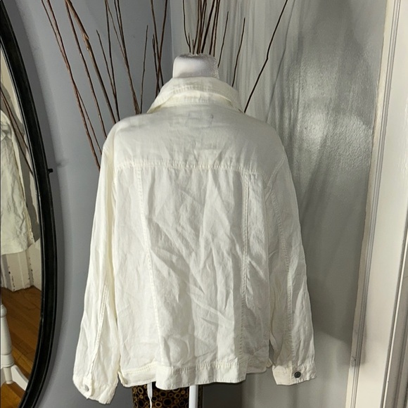 Jones New York 100 %Linen White Jean Jacket Casual Style - Picture 7 of 11